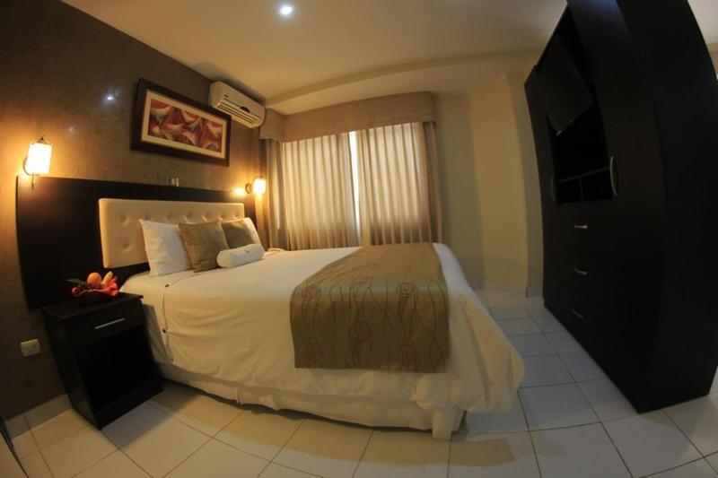 Posada Del Rey Hotel Trujillo Kültér fotó